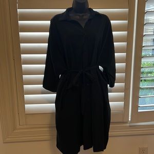 Lululemon Cute mini dress with pockets